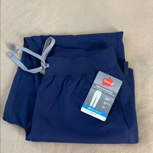 Hanes Premium Scrubs in Navy Blue size Small